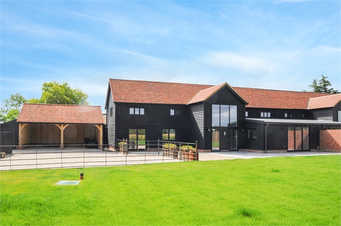Meadow View Barn, The Street, Bardfield Saling, CM7 5ED